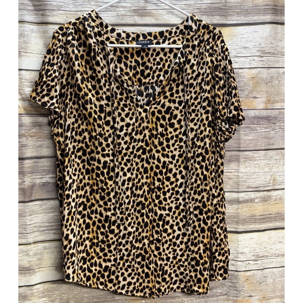 TORRID Rayon Crepe Tie Flutter Sleeve Peasant Top Women's Plus 2X Leopard Print